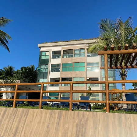 Porto de Galinhas Beachfront Apartment: Natural Pools View Exterior photo