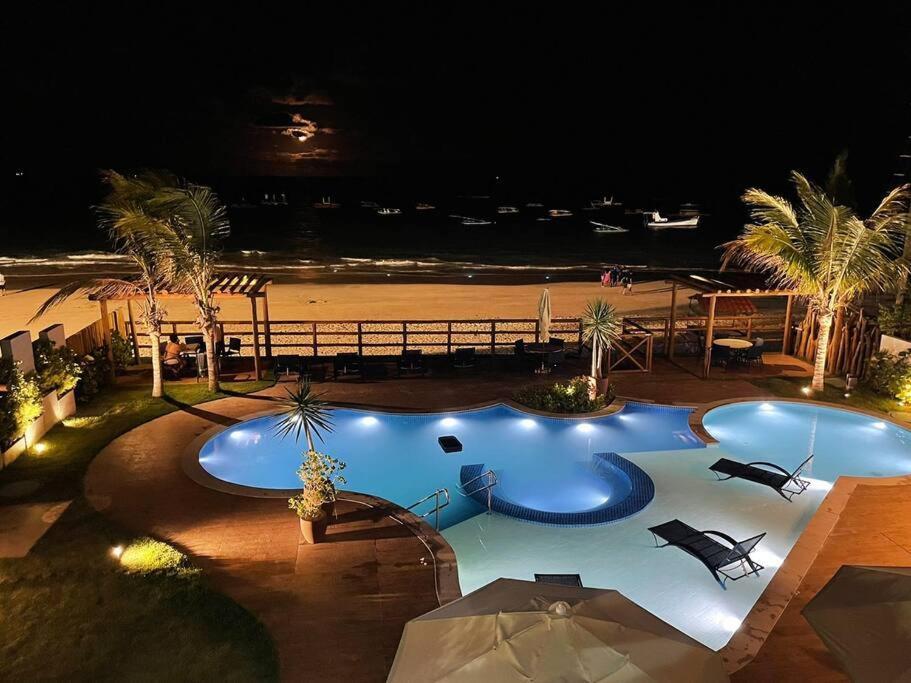 Apartment Beachfront Apartment: Natural Pools View *