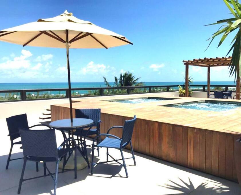 Beachfront Apartment: Natural Pools View *