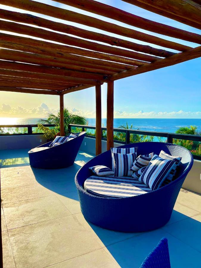 Beachfront Apartment: Natural Pools View