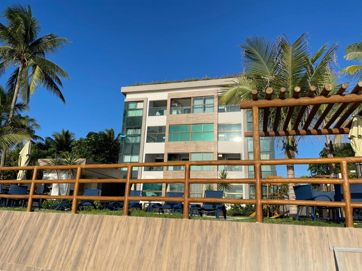 Beachfront Apartment: Natural Pools View