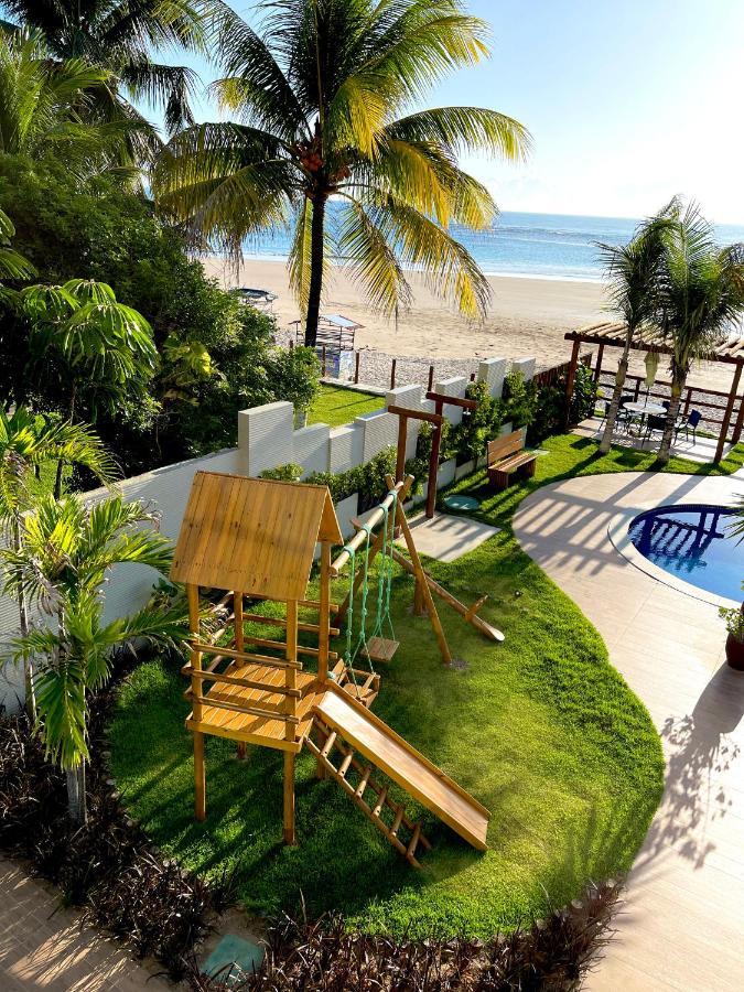 Beachfront Apartment: Natural Pools View